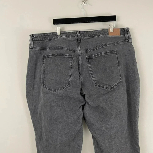 Madewell The Curvy Plus Perfect Vintage Straight Jean in Lunar Wash Size 26W - Picture 8 of 8
